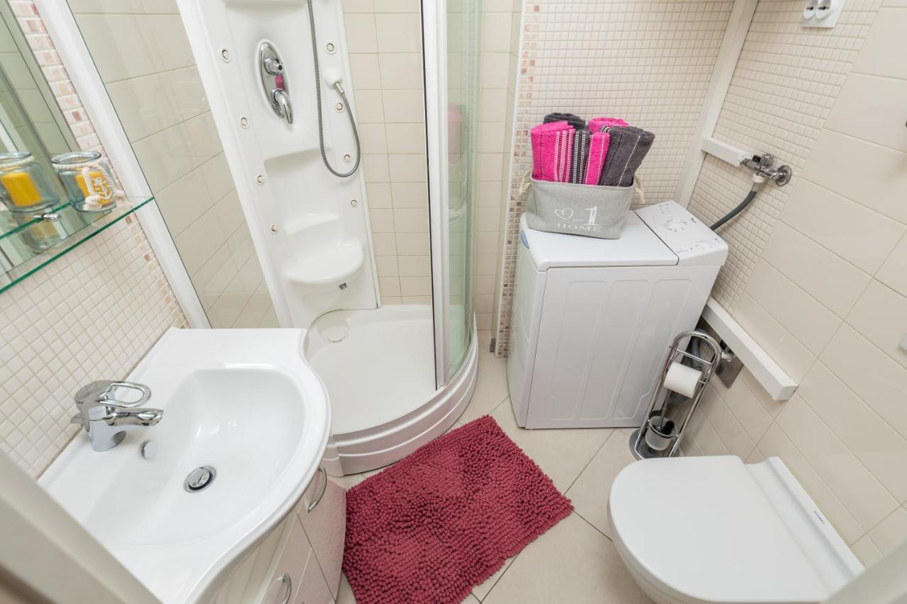 Apartment Maja Opatija With Free Private Parking And Lovely Sea View Terrace Eksteriør billede